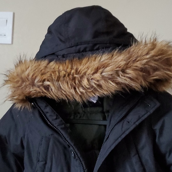 Warm Parka - Picture 2 of 6